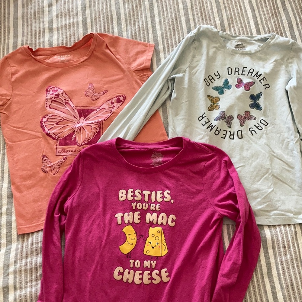 1 short sleeve top and 2 long sleeves shirts